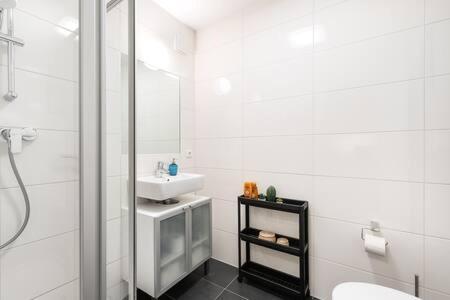 Marienplatz Apartment 2 Bedrooms Living Room Kitchen มิวนิก ภายนอก รูปภาพ